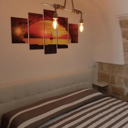 Апартаменты Marbella House *